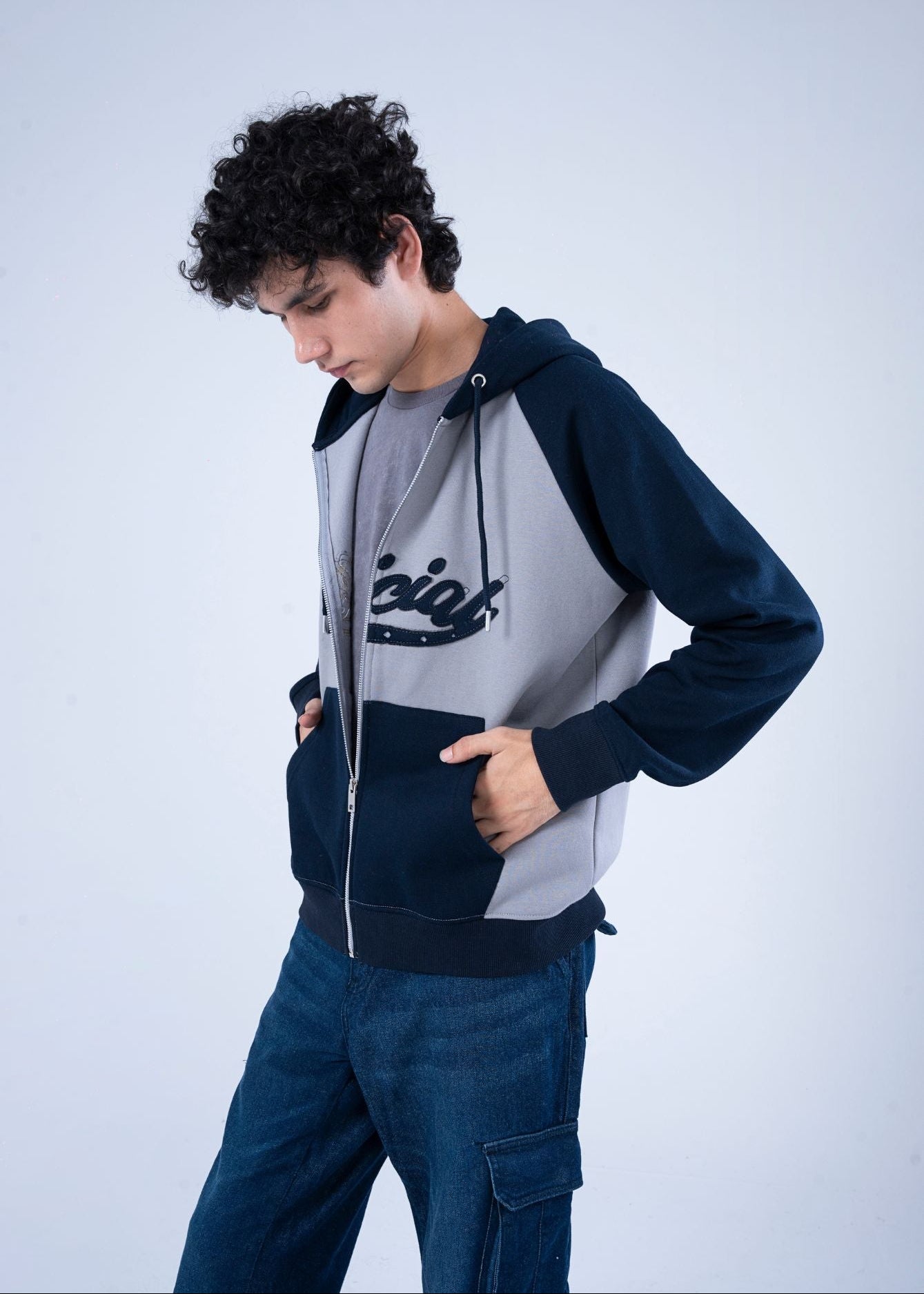 PULL OVER HOODIE KNITTED NAVY & GREY - GTS-B4295