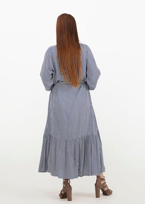 Women’s striped shirt dress in light blue, back view, long sleeves with tie waist