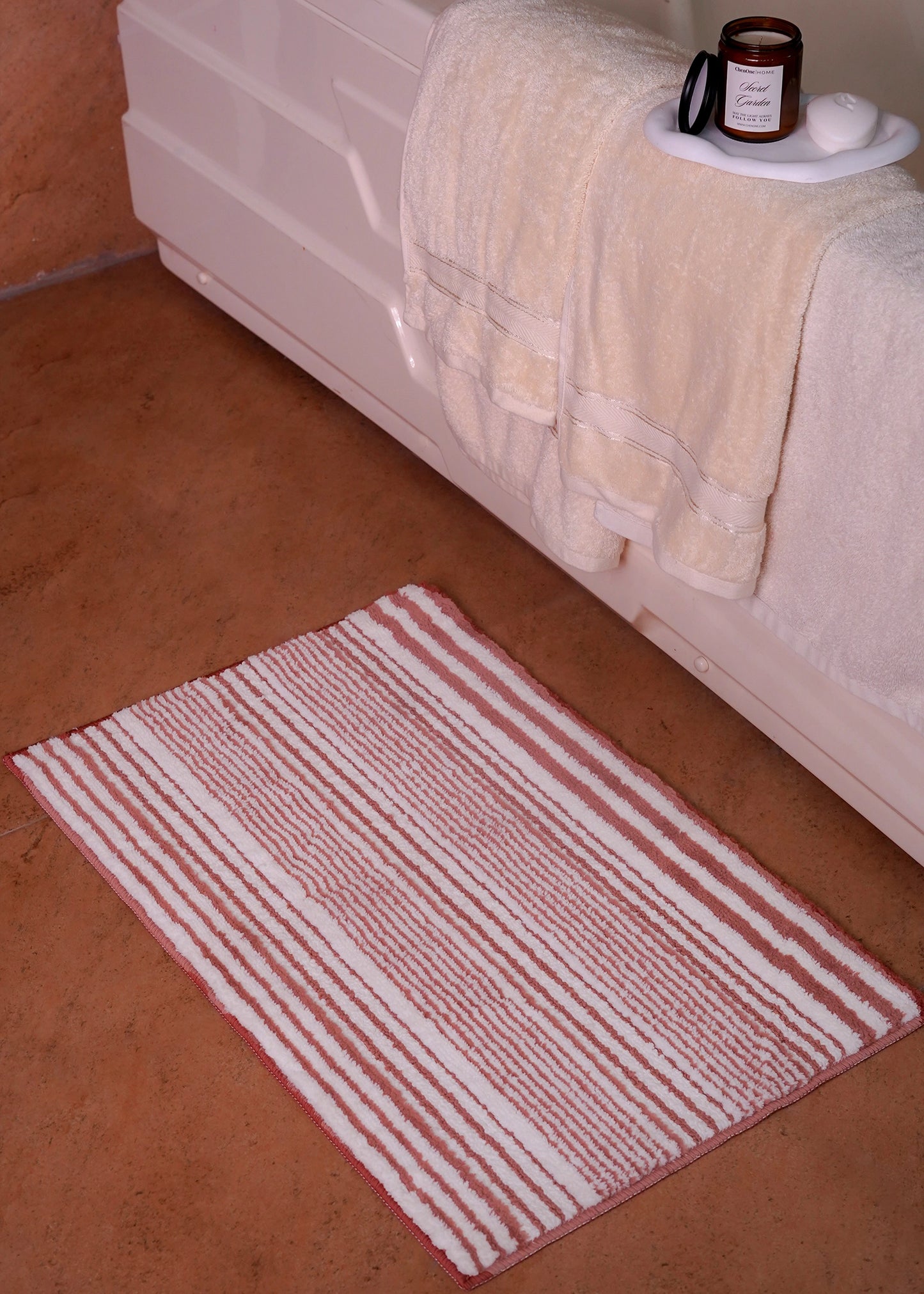BATH MAT RED - SKYBM-009