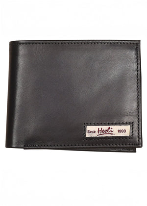 Men's leather wallet in black with stitched edges and Heeli label