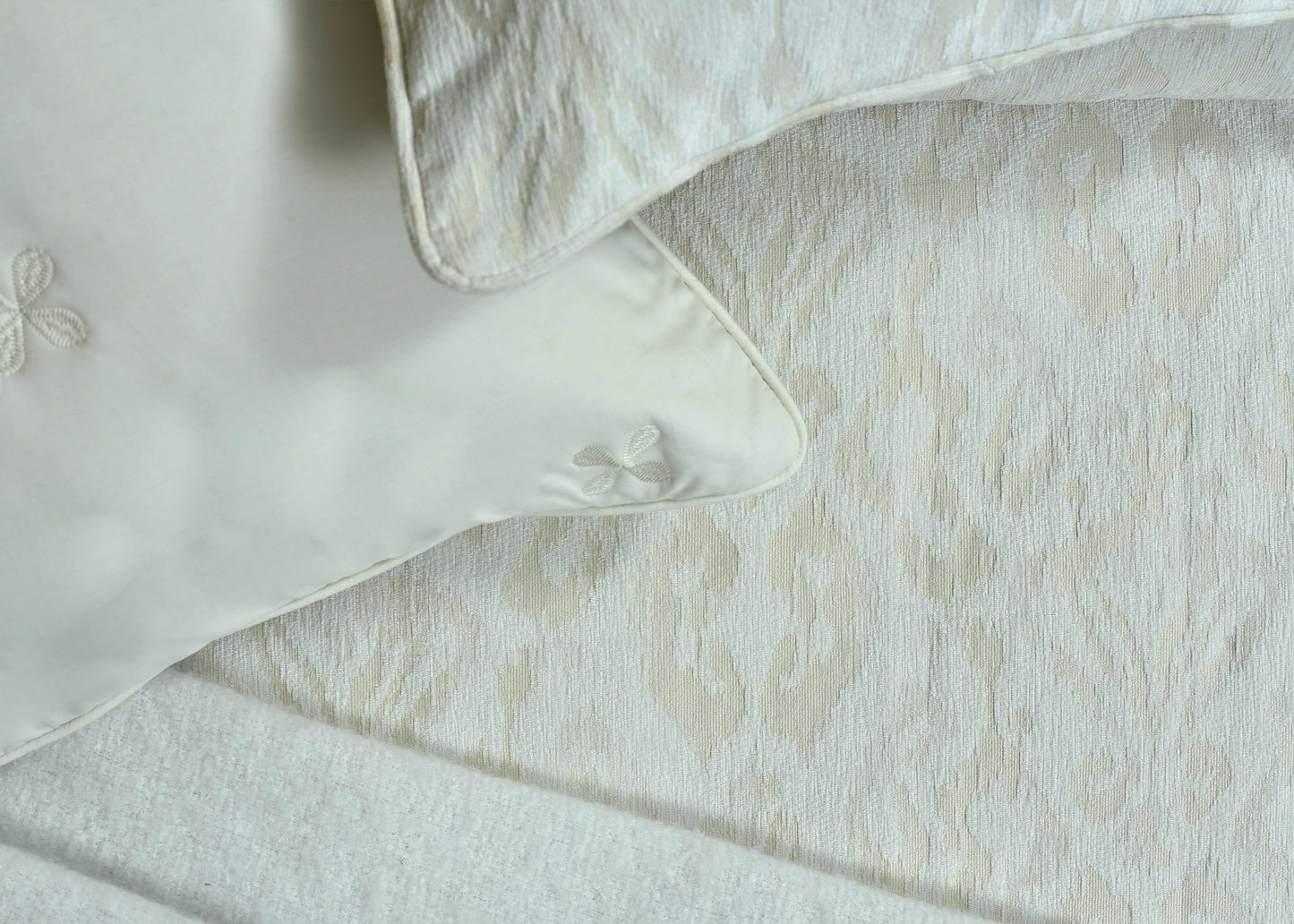 8 PCS DUVET COVER SET VICTORIA BEIGE