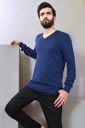 Men's indigo V-neck winter sweater, long sleeves, ribbed hem and cuffs