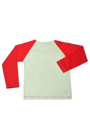 Boys' green raglan T-shirt with red sleeves, crew neck, small chest logo