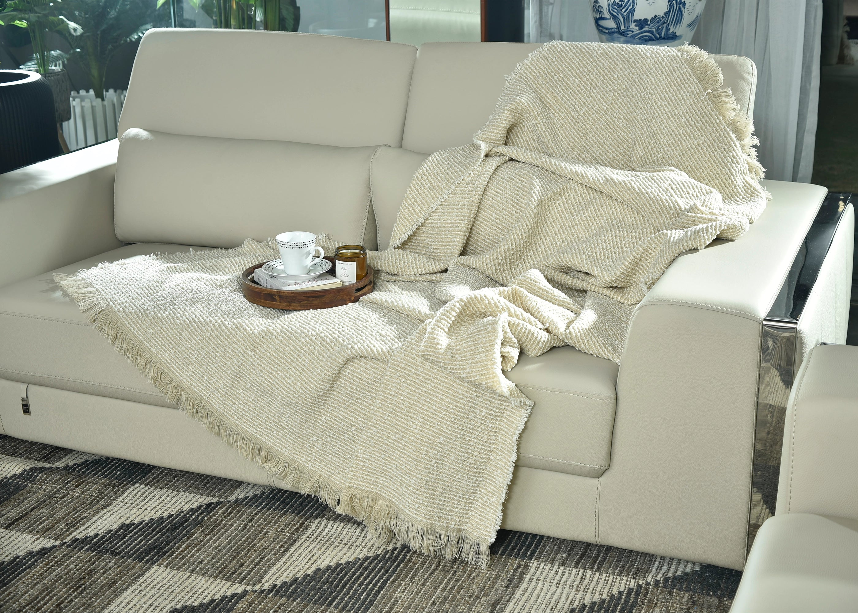 LIGHT TAUPE KNITTED THROW-25 - S-A084