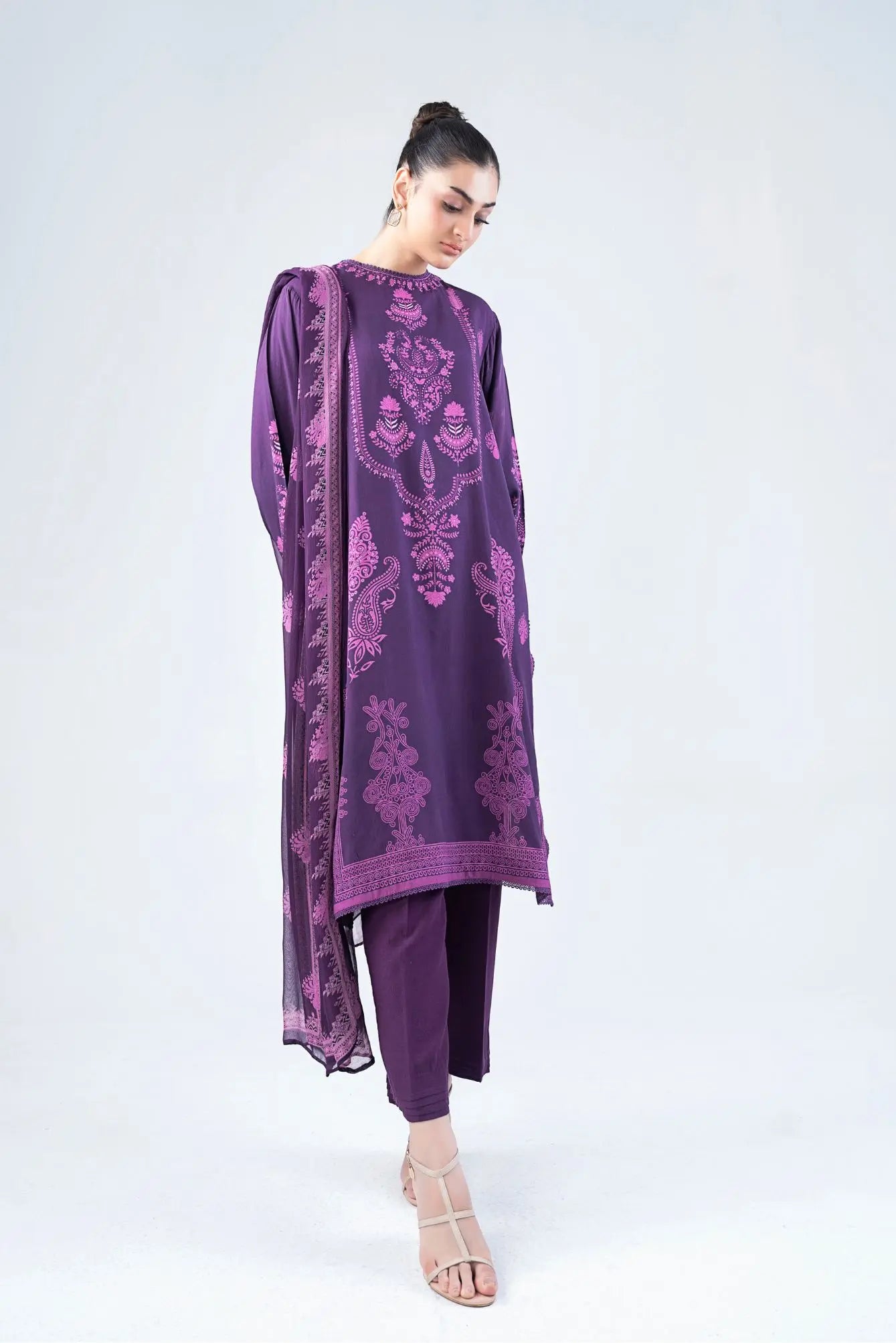 Women's purple printed 3-piece winter suit, tunic with flowing dupatta over pants