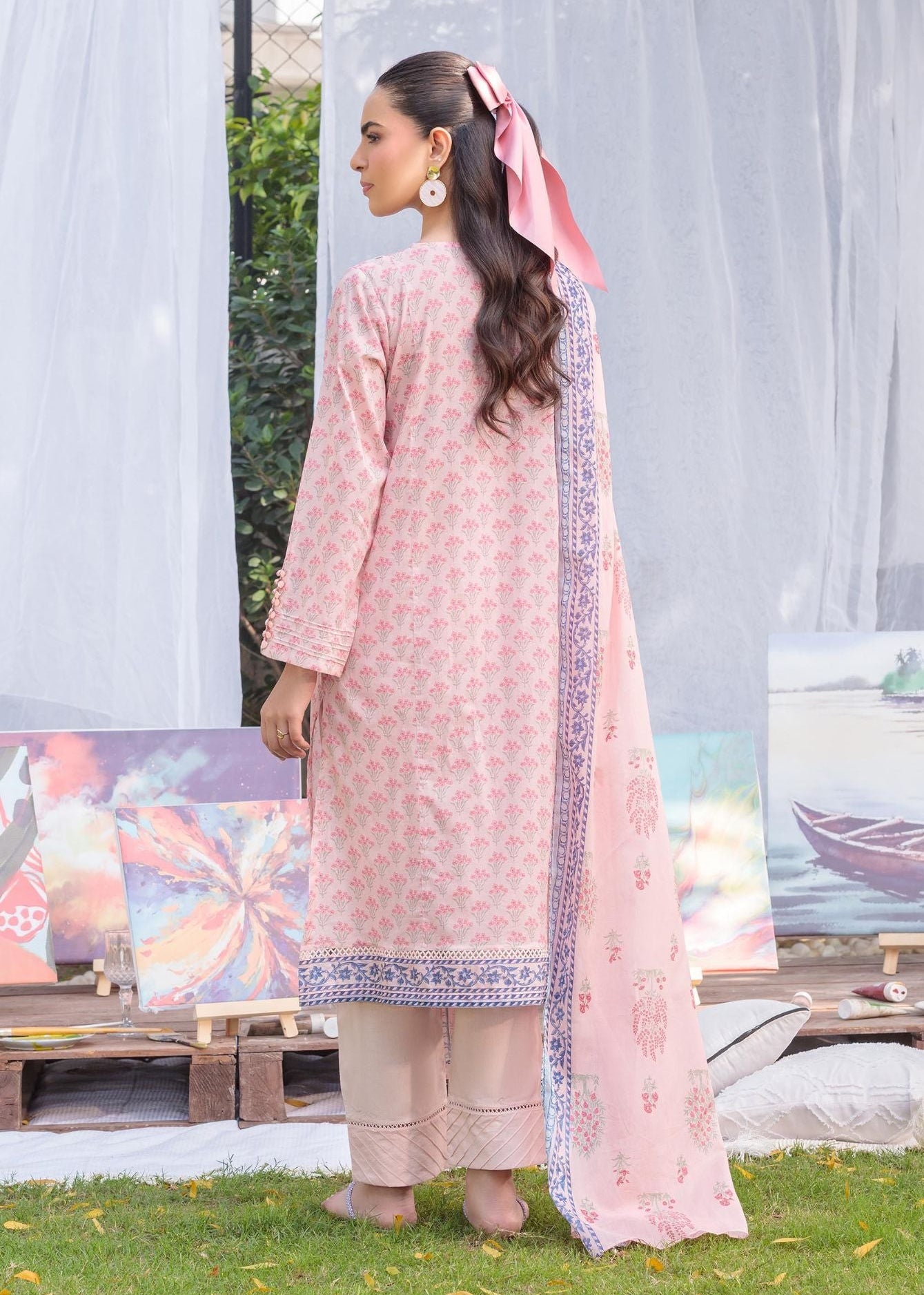 Women’s pink printed cotton lawn 2-piece suit: long kurta, matching trousers, dupatta