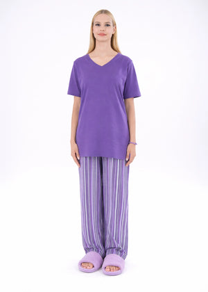 Women's winter night suit: V-neck tunic with striped wide-leg trousers
