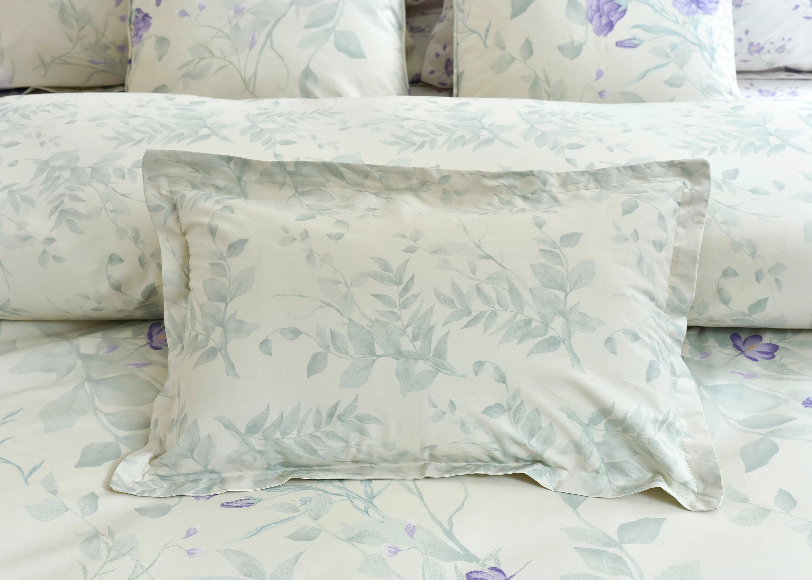 Filled Dec Pillow Tranquil | ChenOne Home Textile