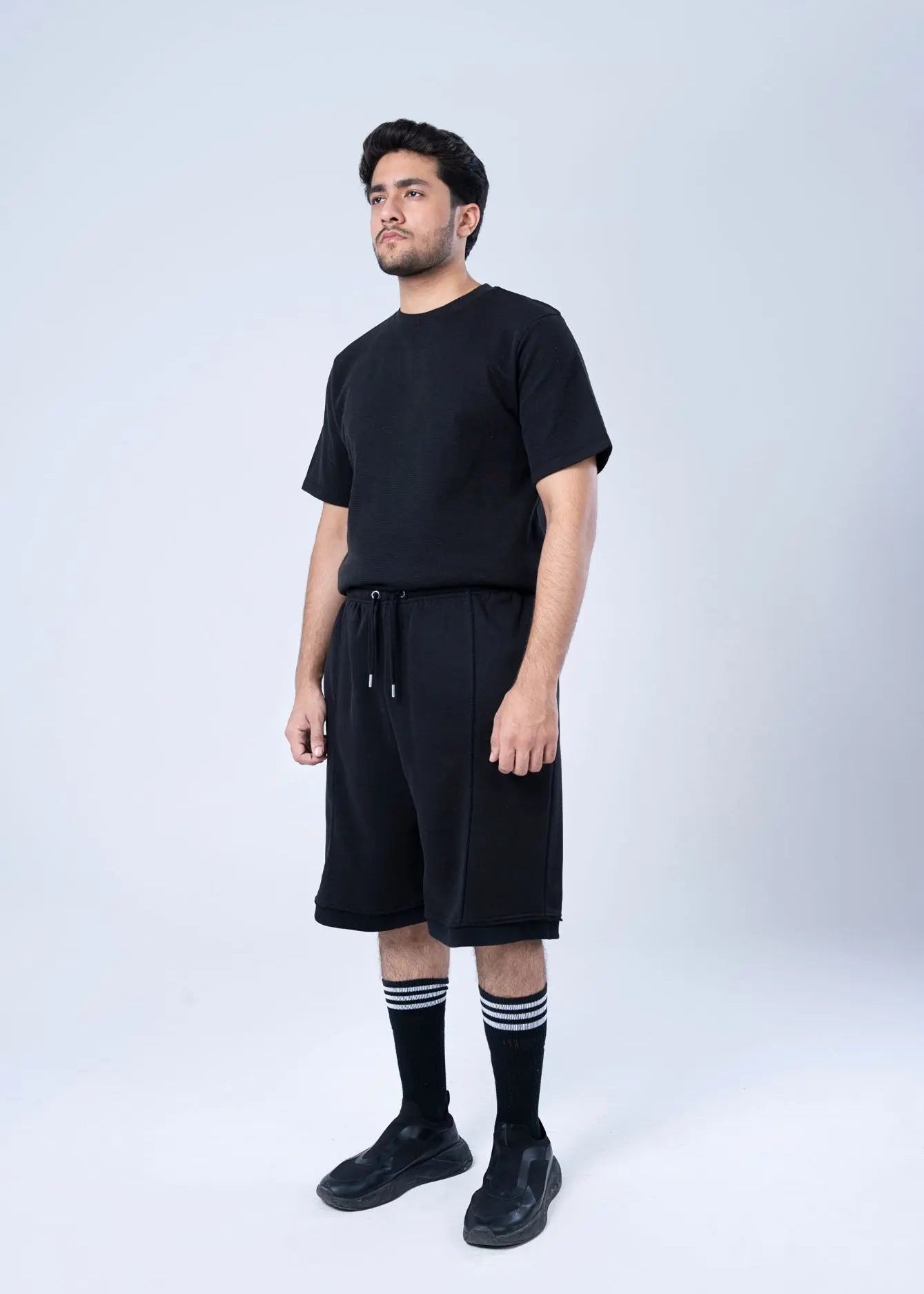 GTS-B4324 KNITTED CASUAL SHORT BLACK