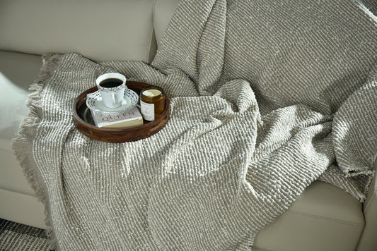 MEDIUM BROWN KNITTED THROW-25 - S-A084