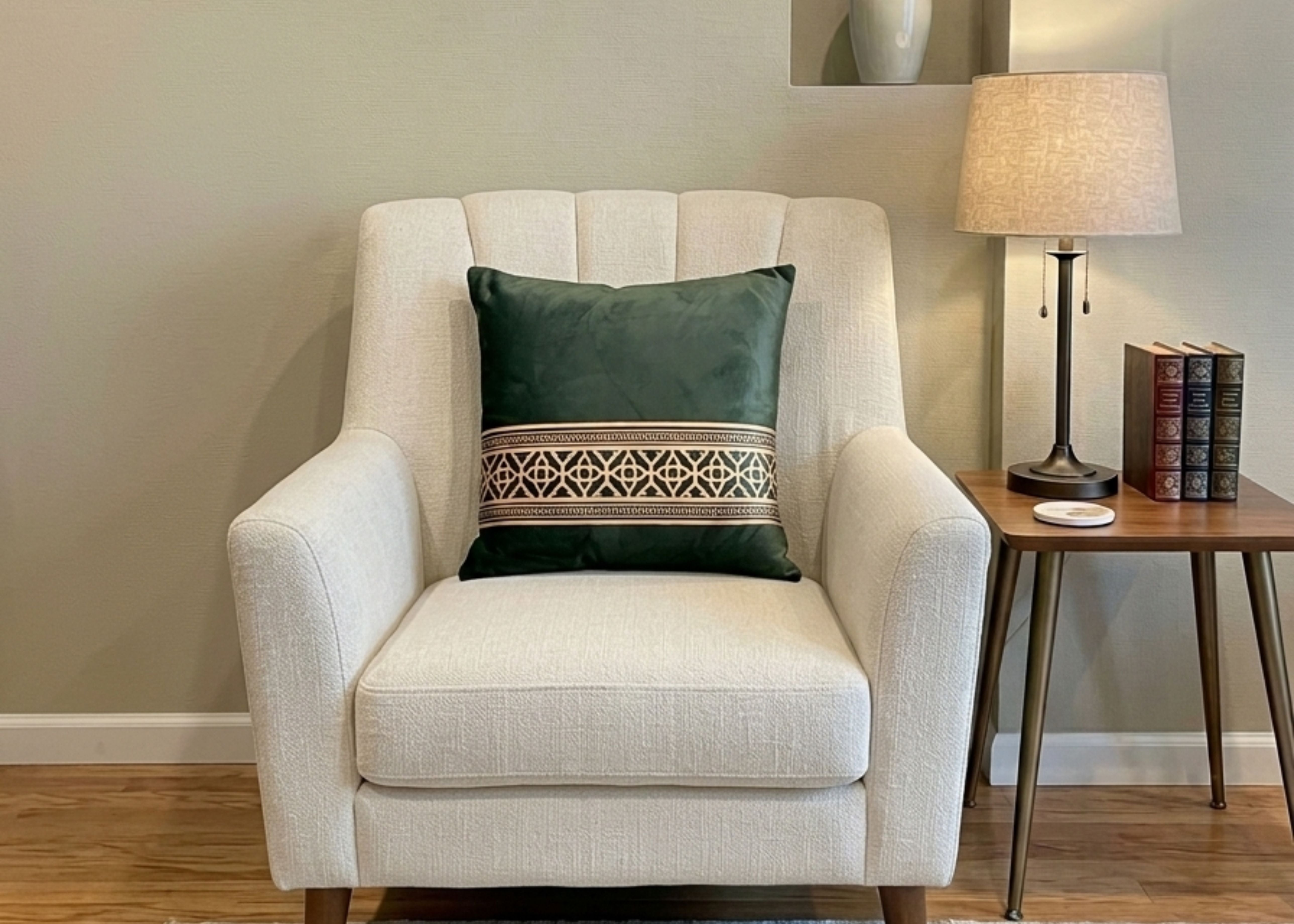 Filled Cushion 18x18" Olive| ChenOne Home