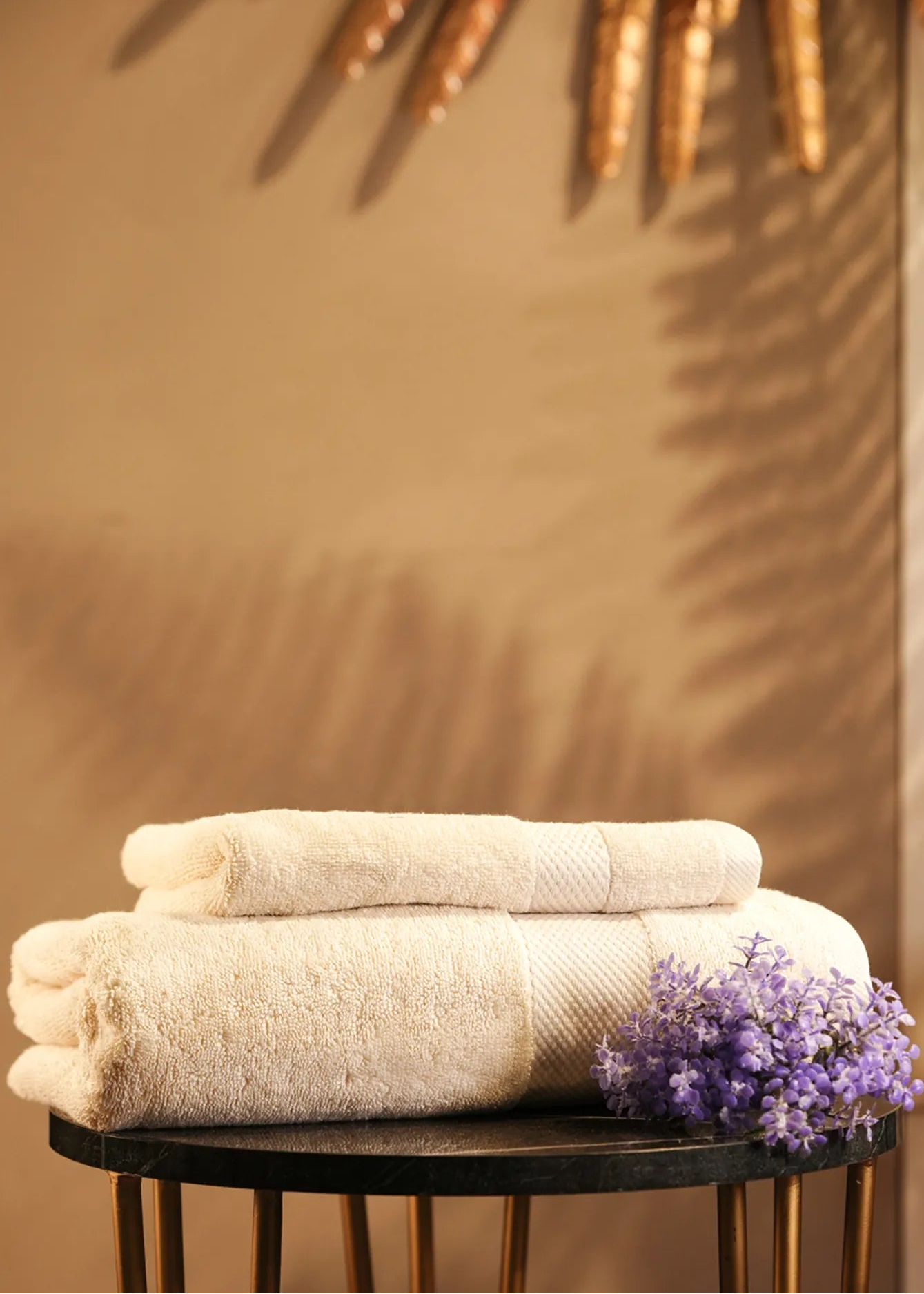 Picture of REG TOWEL-650-R25 WHITE - Chenone Official - Online Shopping