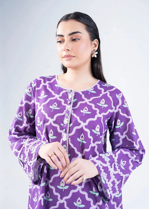 Women’s purple printed kurta with tassel button placket and long, loose sleeves