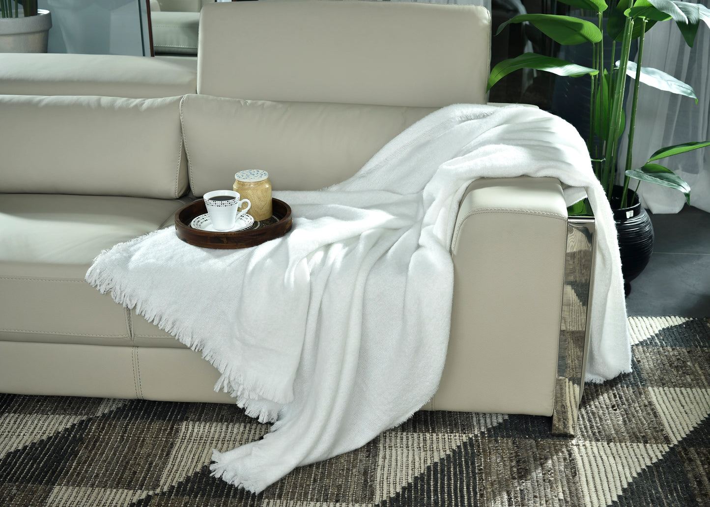 WHITE KNITTED THROW-25 - S-QS096