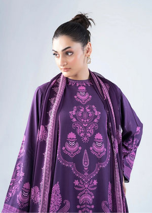 Women's purple printed tunic and dupatta detail with ornate floral paisley pattern