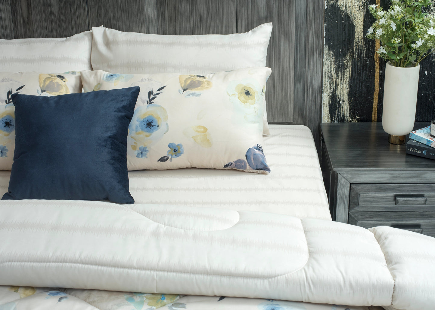 6 PCS COMFORTER SET BLUE GARDEN-26N