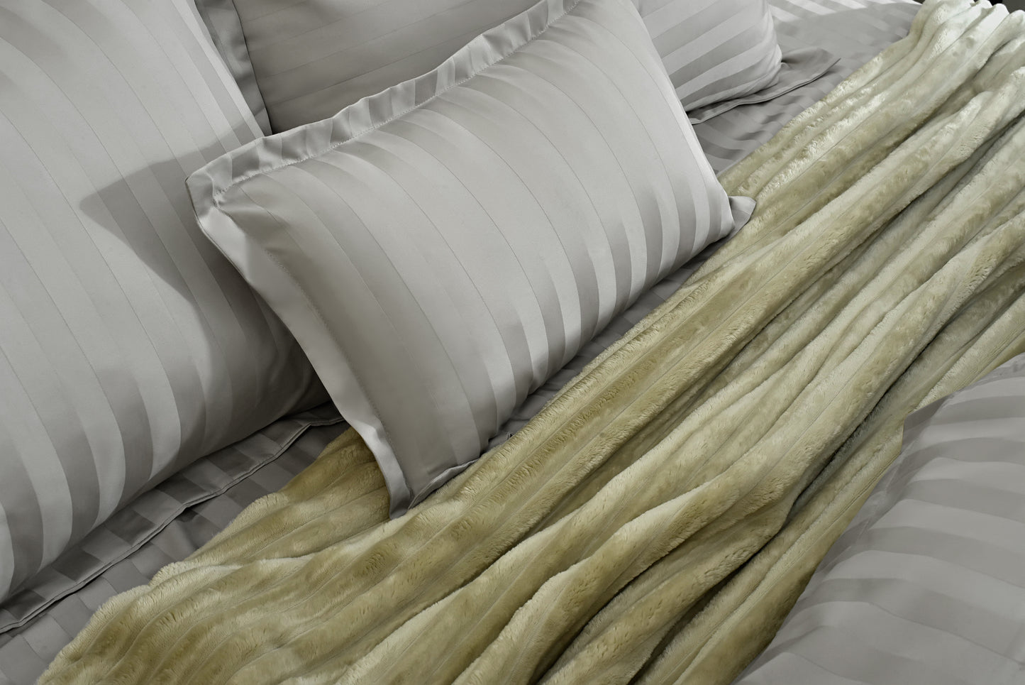 7 PCS DUVET COVER SET GREY DREAMY-25WP