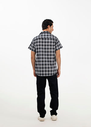 Men's black-and-white check short-sleeve button-up shirt, back view, cotton
