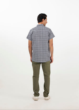 Men's black-and-white check short-sleeve button-up casual shirt, back view