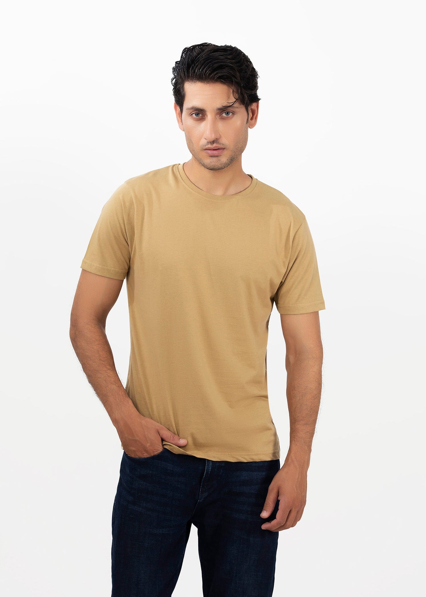 Men's khaki round-neck t-shirt, short sleeves, plain front