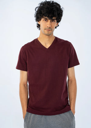 Maroon V-neck cotton jersey t-shirt with short sleeves and ribbed hem band