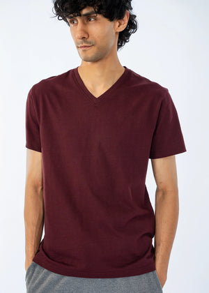 Maroon V-neck cotton jersey t-shirt, drape near chest and short sleeves