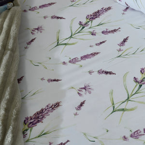 Lilac comforter set, microfibre quilted fabric with lavender sprig floral print