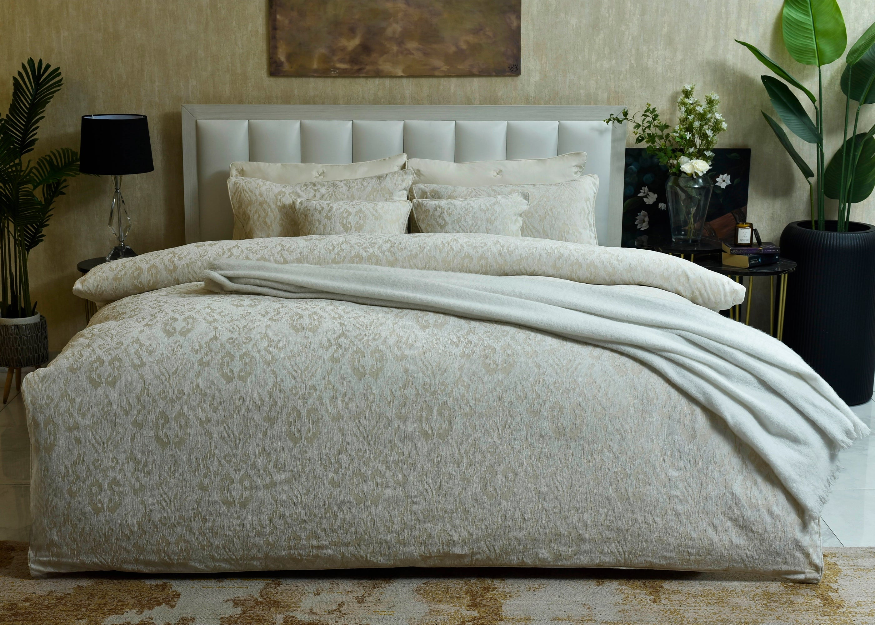 8 Pcs Duvet Cover Set Victoria Beige | ChenOne Home Textile