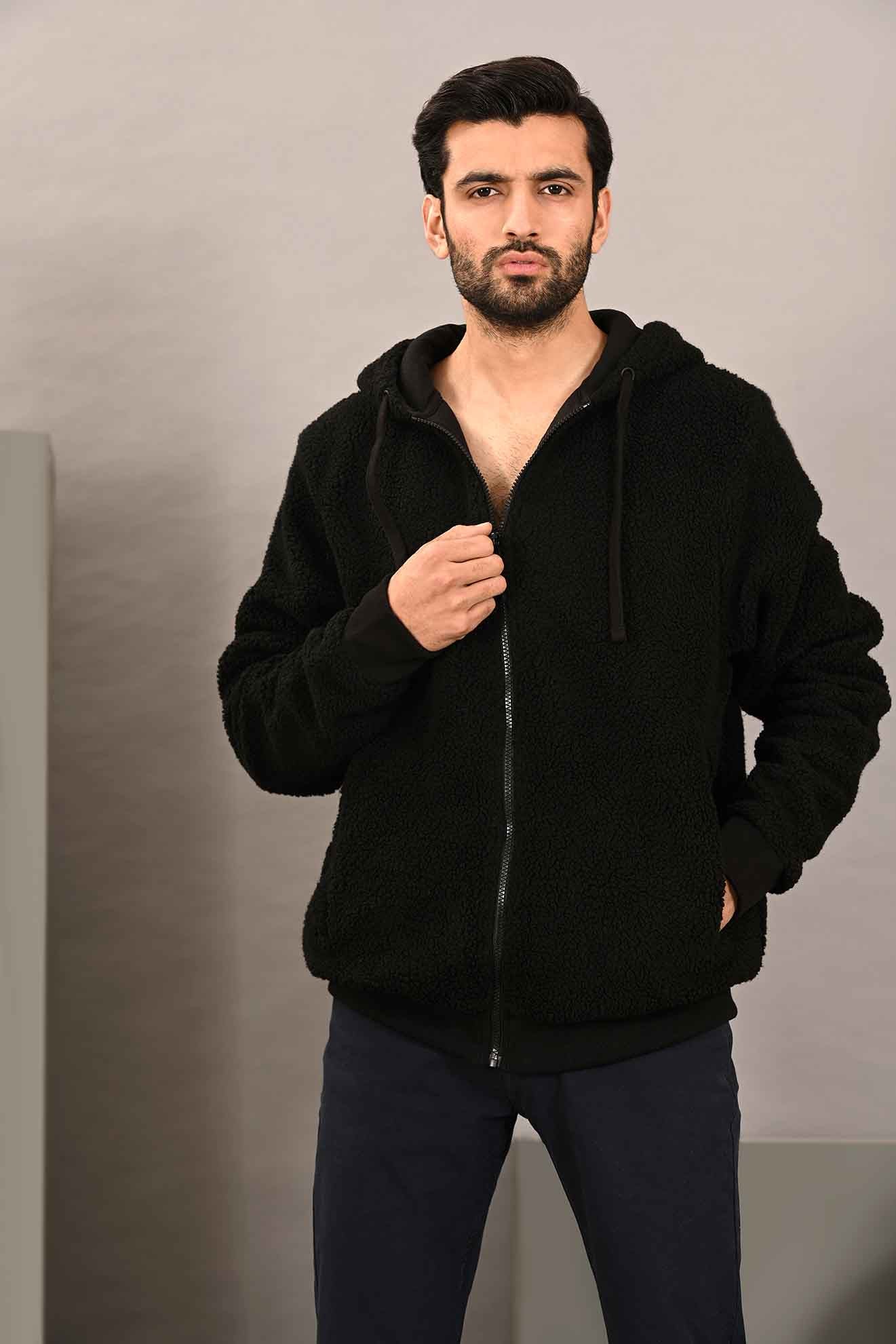 GTS-B6114 HOODED PULL OVER BLACK