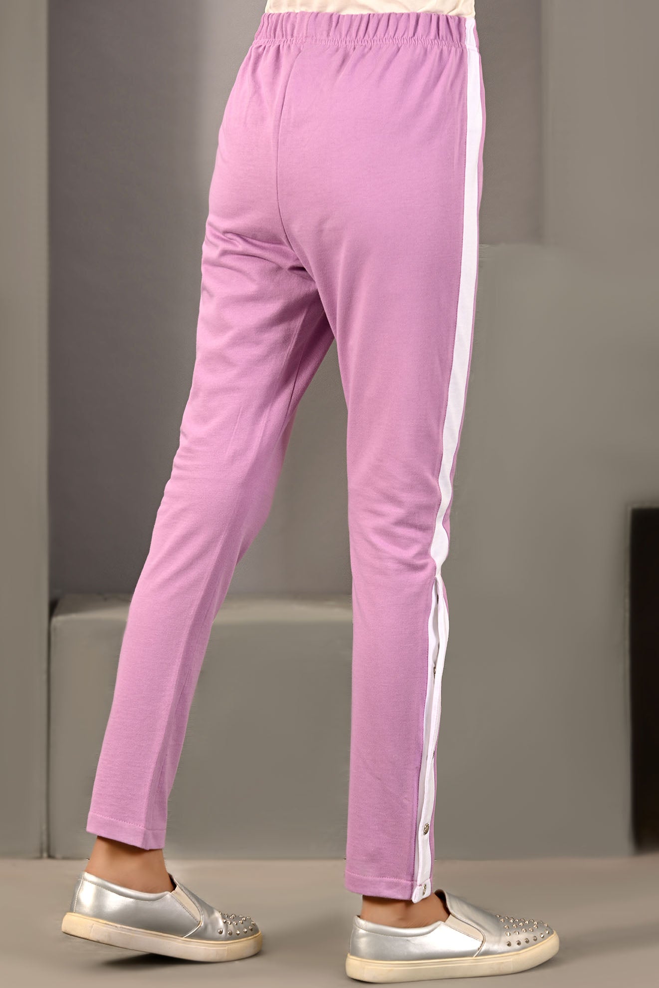LT-A-1557 PULL ON TROUSER OFF LILAC
